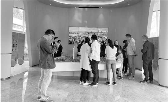 摇号买房摇不到也有成本 有人一年“付出”10万元