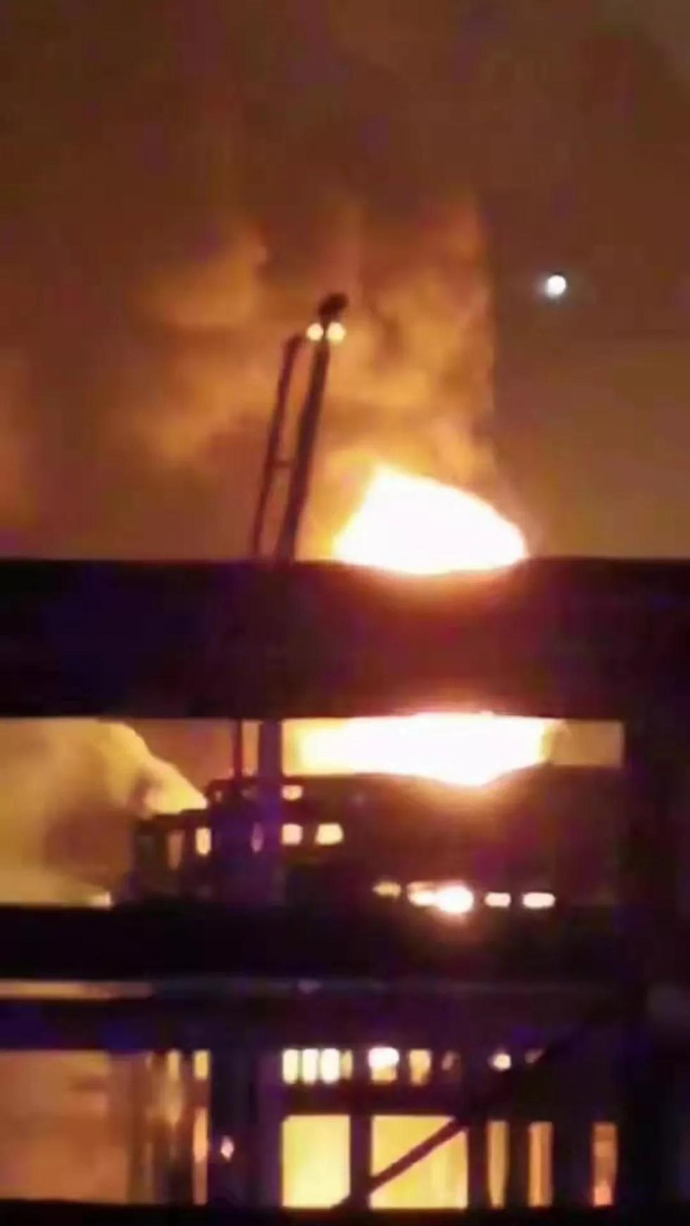 “抚顺石油二厂”大火 现场情况怎么样?