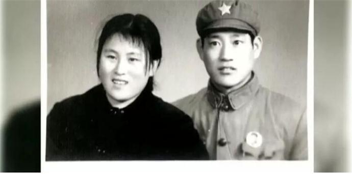 等着我!72岁老兵徒步万里寻妻 老兵与妻子50年感情动人心