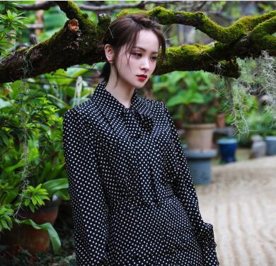 邓莎拔火罐被烧伤是怎么回事？终于真相了，原来是这样！