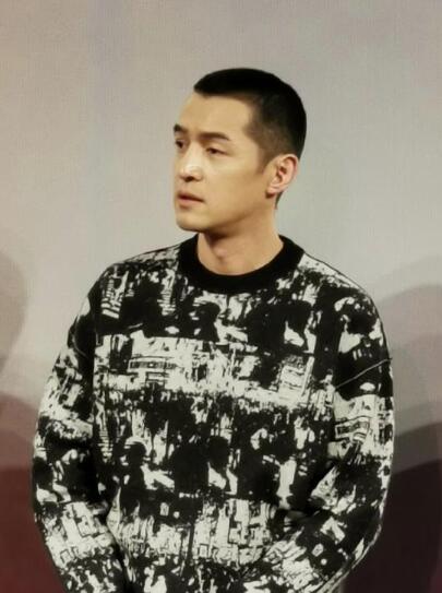 胡歌兑现承诺剪寸头是什么情况？终于真相了，原来是这样！