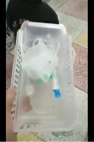 令人细思极恐!幼儿输液时疑有虫 医院向患儿家属致歉