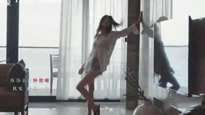 爱了爱了！陈伟霆钟楚曦动图甜炸了 钟楚曦真的好会撩