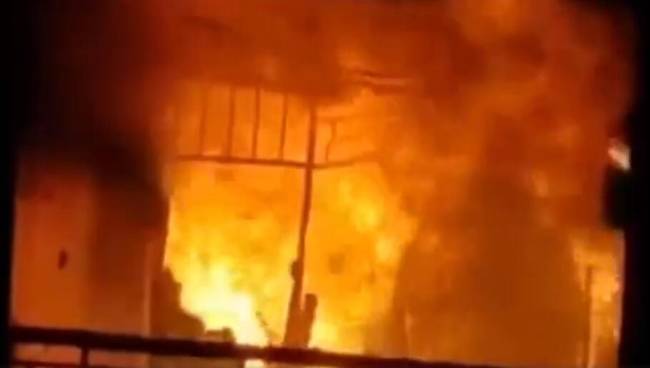 火势猛烈！浙工大宿舍着火，你还对严格宿舍防火安全管理有意见吗？