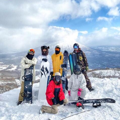 有图有真相!王思聪新女友疑被曝光 女方疑似脚踏两条船!