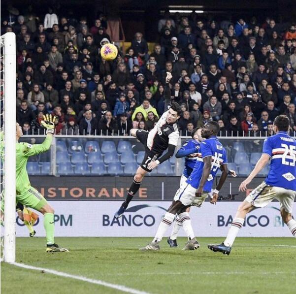 献上膝盖！C罗飞起来了，2.56米高空神球让网友脑洞大开