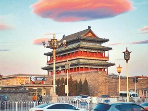 北京天空出现UFO？ 气象部门：这是飞碟云