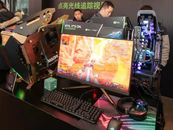 华硕显示器闪耀2019 ROG DAY粉丝嘉年华,信仰电竞燥动全场