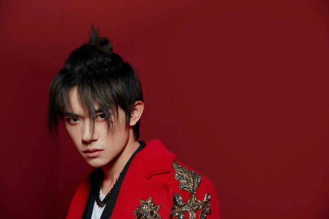 易烊千玺演唱会引轰动是怎么回事？终于真相了，原来是这样！