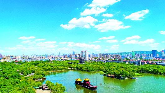 济南拿下十余张新名片 将蝶变出怎样的新形象