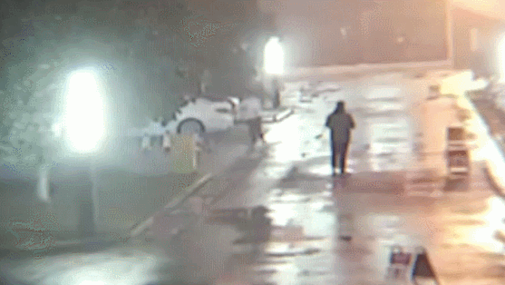 令人气愤!男子当街抱摔女孩叫嚣“你报警好了”!视频曝光详情