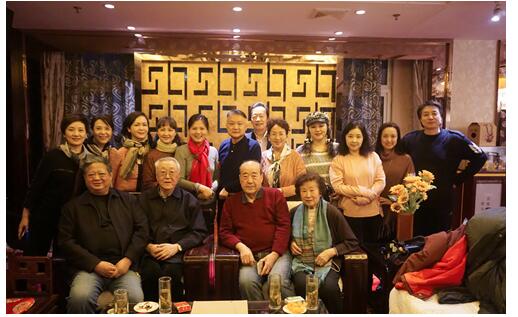 岁月无言青春不语！87红楼梦演员重聚 贾宝玉两鬓已斑白