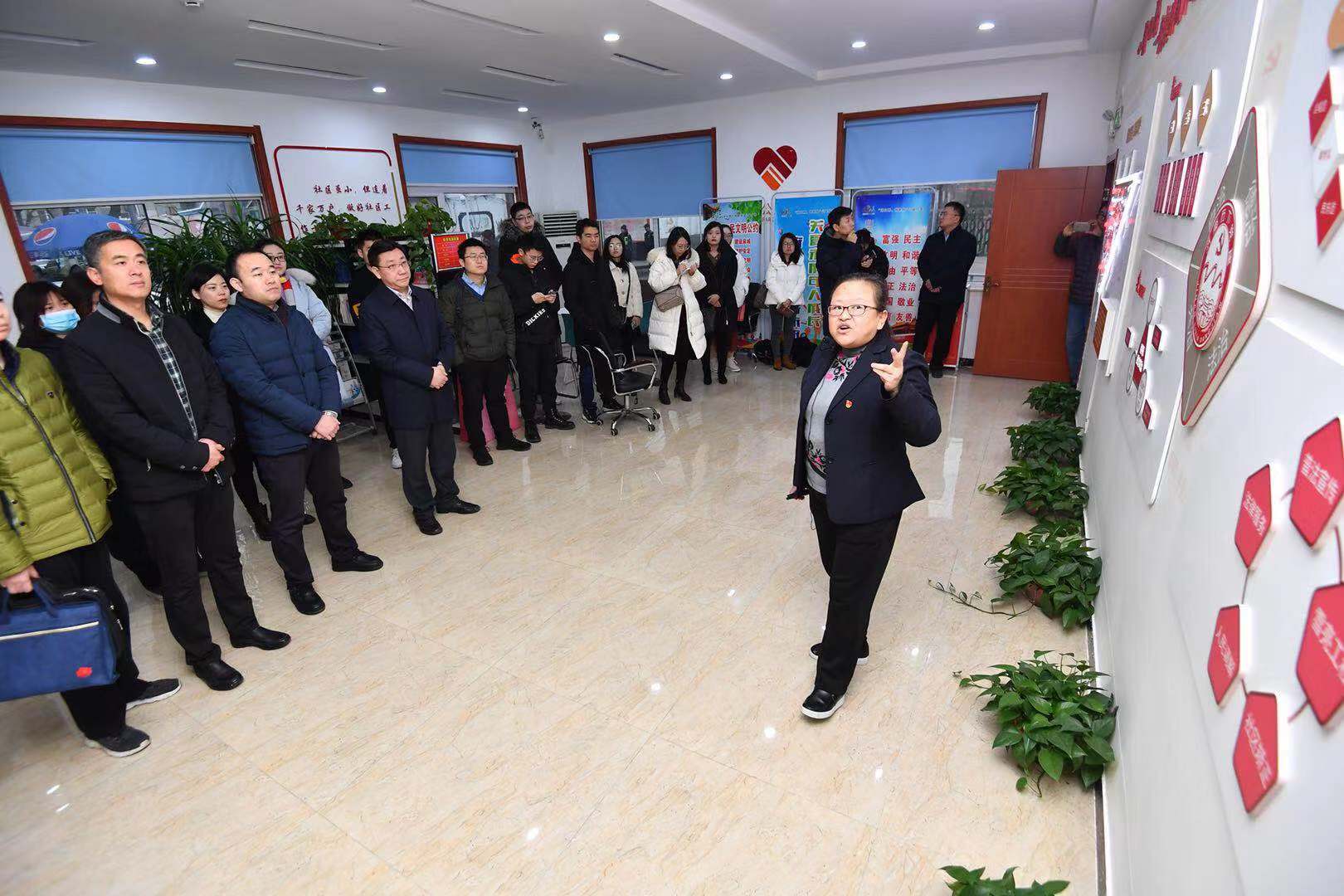 社区治理、流程再造、“两个中心”建设、新旧动能转换……一系列改革“组合拳”绘就泉城发展新蓝图