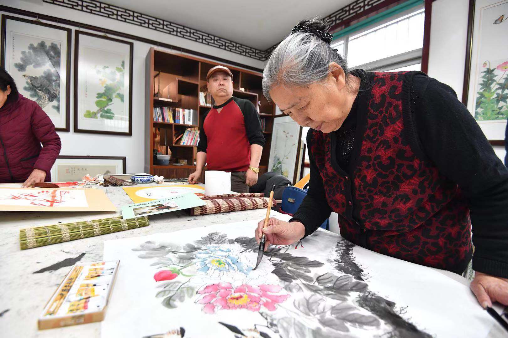 社区治理、流程再造、“两个中心”建设、新旧动能转换……一系列改革“组合拳”绘就泉城发展新蓝图