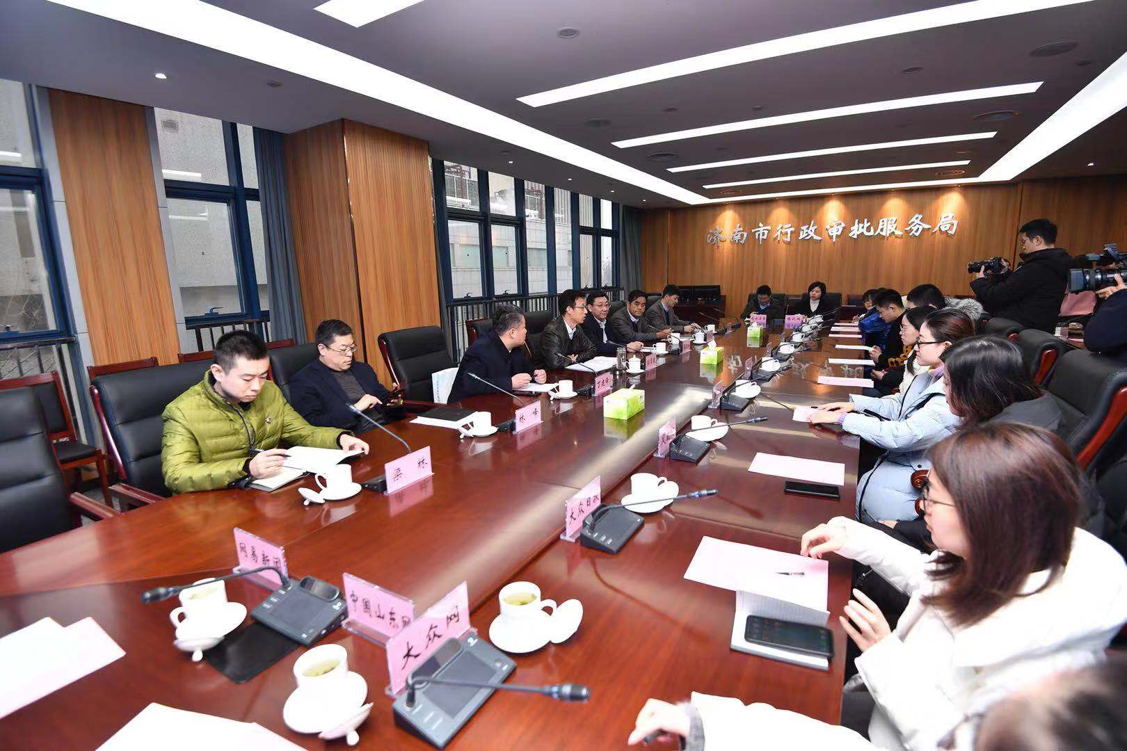 社区治理、流程再造、“两个中心”建设、新旧动能转换……一系列改革“组合拳”绘就泉城发展新蓝图