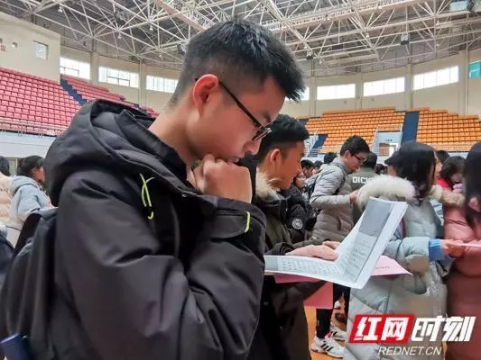 超暖心！看老师给学生的新年祝福 