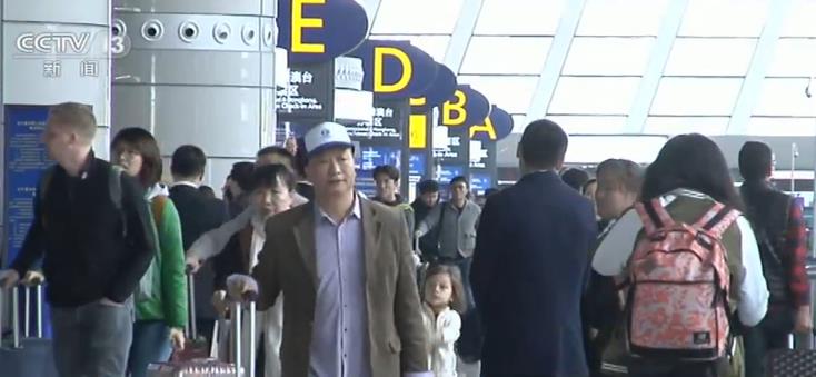 2019年中国民航新增近万公里航路航线里程 229个机场实现“无纸化”出行