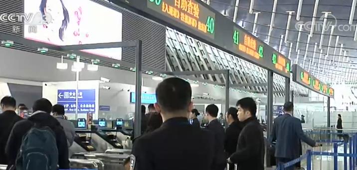 2019年中国民航新增近万公里航路航线里程 229个机场实现“无纸化”出行