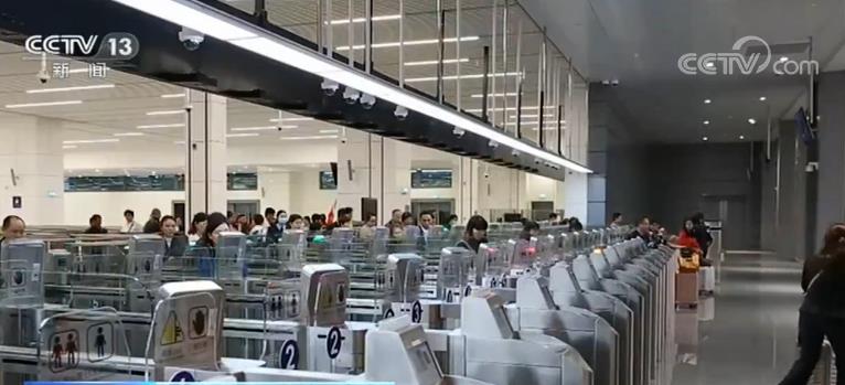 2019年中国民航新增近万公里航路航线里程 229个机场实现“无纸化”出行