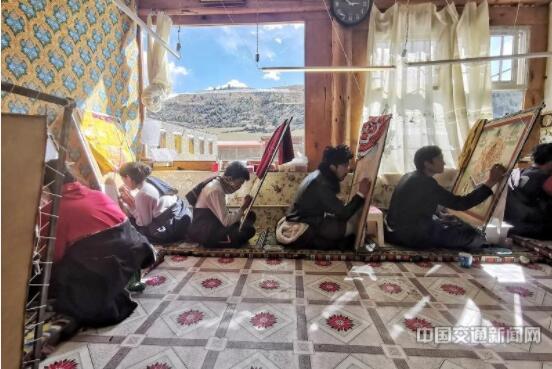 【好生活在路上】扶贫路上幸福同行