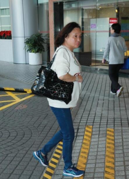 98岁赌王病情疑恶化是什么情况？三太四太现身医院回应了吗？