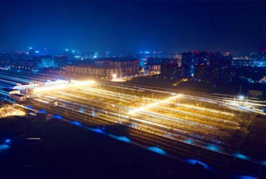 大大大大片来袭，太科幻了！