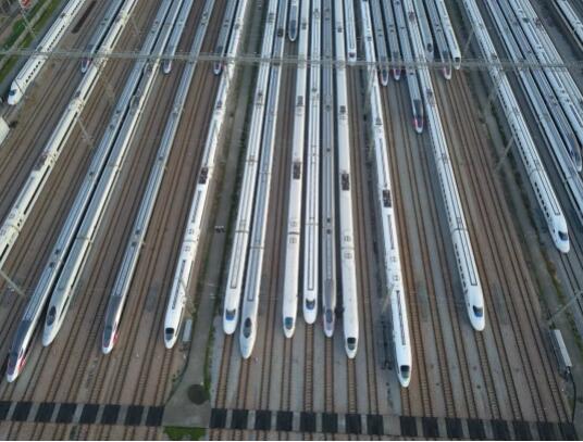 大大大大片来袭，太科幻了！