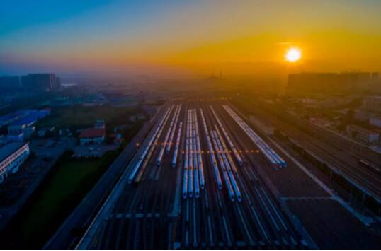 大大大大片来袭，太科幻了！