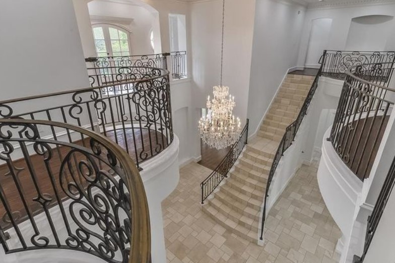 弗朗西斯出售豪宅 奢华内景照曝光 在哪卖多少钱？