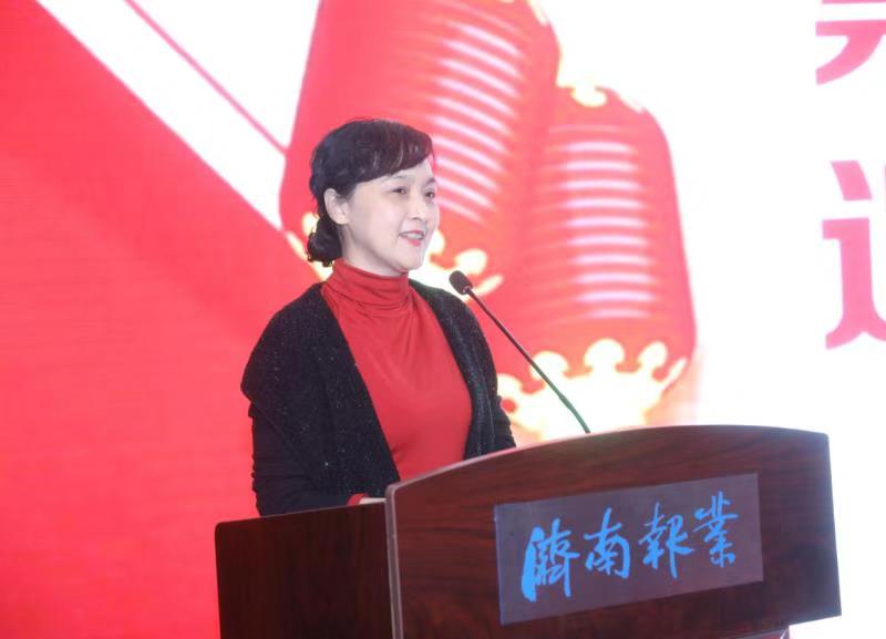 这场退休老同志茶话会，喜气洋洋暖人心