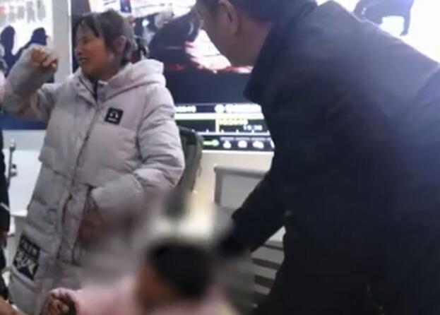 云南被拐女孩被救 警方提醒:年末请家长看好孩子!
