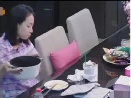 实力圈粉!我家那闺女官宣 女爱豆宋茜一点偶像包袱都没有