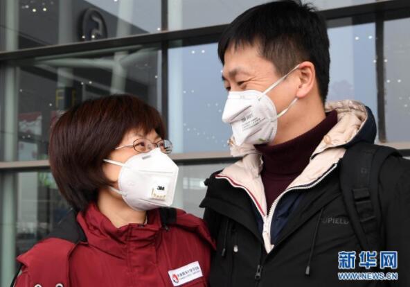 万众一心迎挑战 众志成城战疫情——全国总动员打响疫情防控阻击战纪实