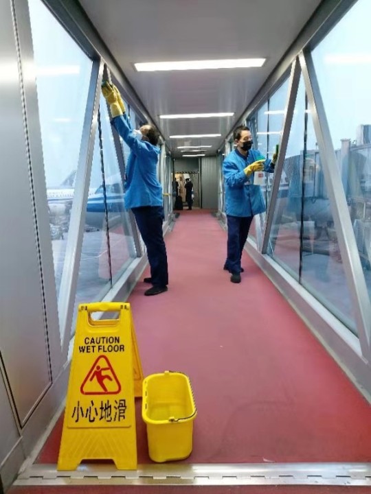 抗击疫情 民航在行动 