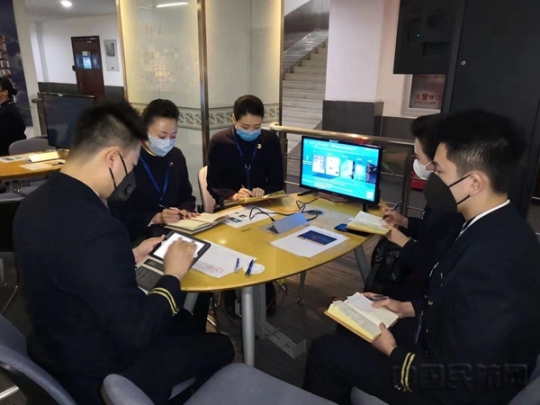 抗击疫情 民航在行动 