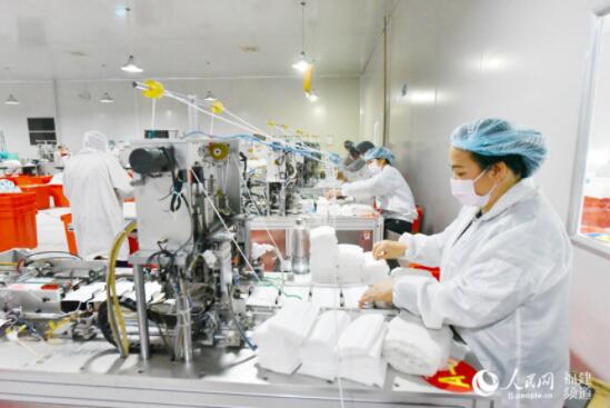 【各地在行动⑩】24小时不停工，多地企业全力以赴保抗疫物资供应