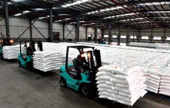 【各地在行动⑩】24小时不停工，多地企业全力以赴保抗疫物资供应