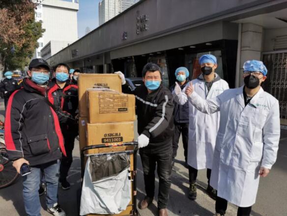 “像医生护士一样，这也是我们的职责”