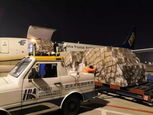 邮政、快递企业累计承运防疫物资超10000吨