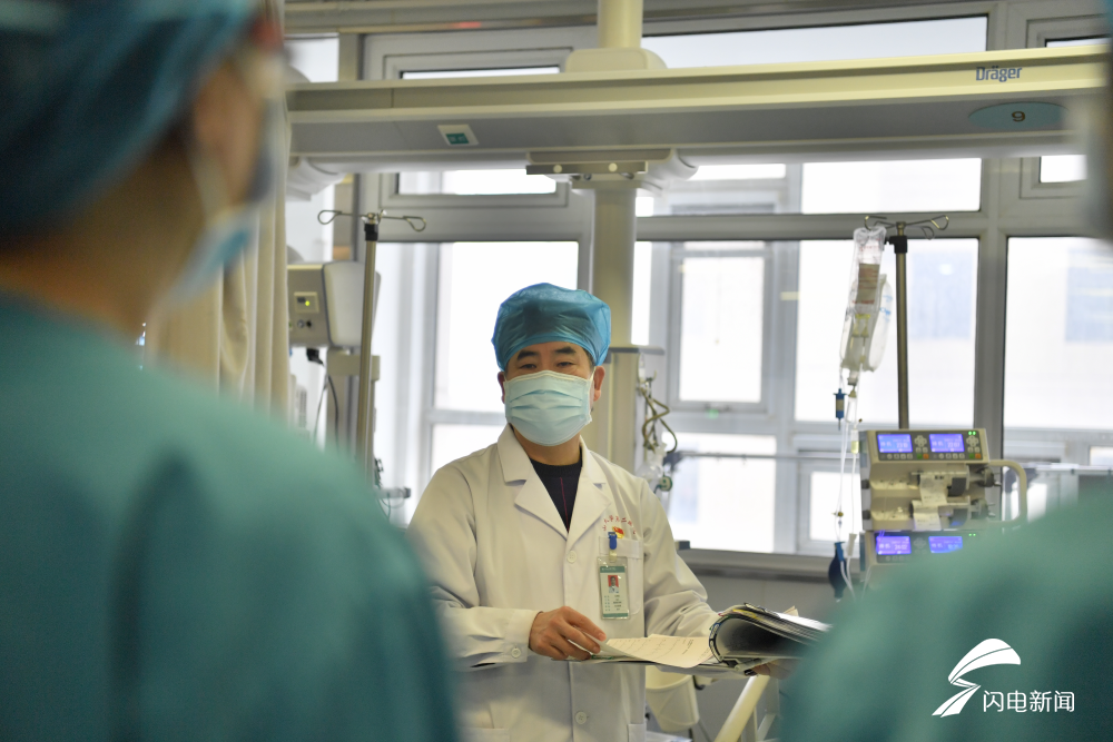 【战“疫”故事】山大二院58岁医生请战出征武汉：我是党员，要去病人最需要的地方