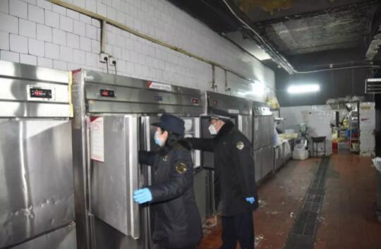 湖北武汉：“方舱医院”餐食如何供应？质量如何保障？看这里……