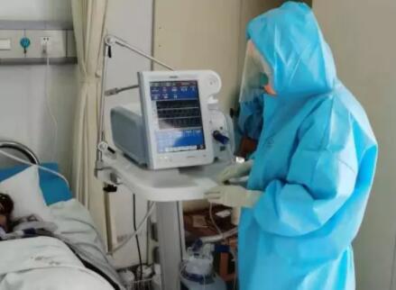 武汉战“疫”日记丨武汉，依然是一座散发人性光辉的城市