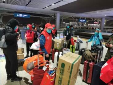 看哭！这些医护一线日记，细节震撼人心……