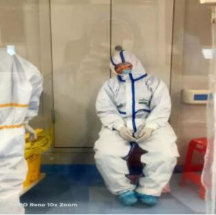 看哭！这些医护一线日记，细节震撼人心……