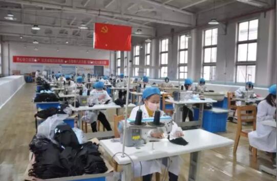 两手抓！中央企业全力以赴加快恢复生产经营加强疫情防控保障