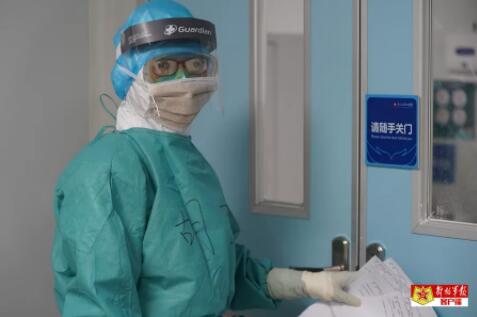 走进火神山医院重症医学一科，确认你的眼神是最美！