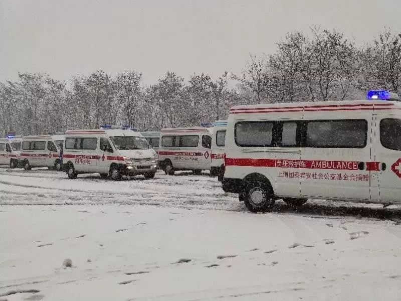【“疫”线故事】来自武汉的敬礼，送给这些“风雪夜归人”