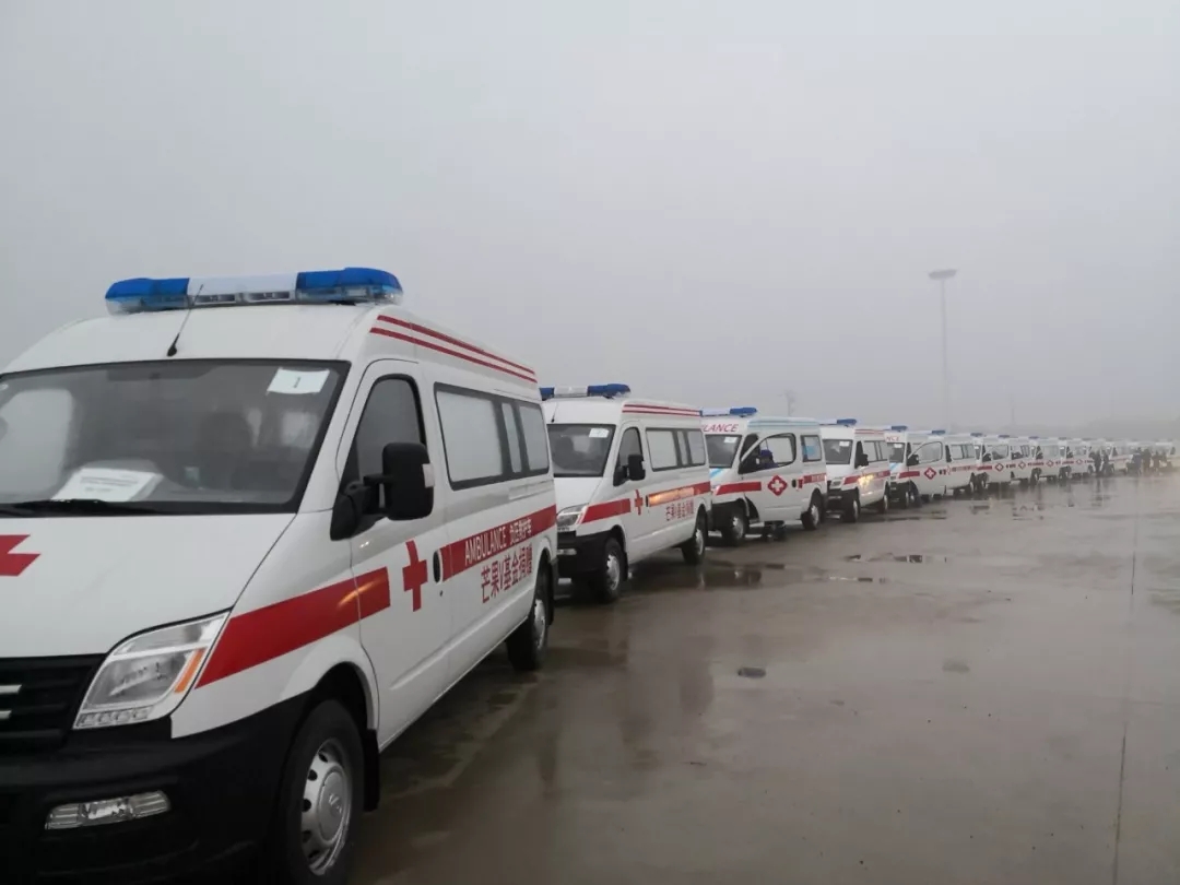 【“疫”线故事】来自武汉的敬礼，送给这些“风雪夜归人”