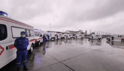 【“疫”线故事】来自武汉的敬礼，送给这些“风雪夜归人”