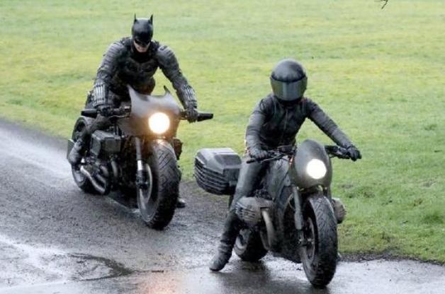 蝙蝠侠片场照曝光是怎么回事？男主在线翻车？